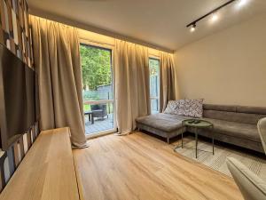 Rosevia Home