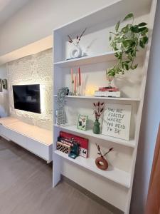 Ember & Fern Warm & Cozy Retreat