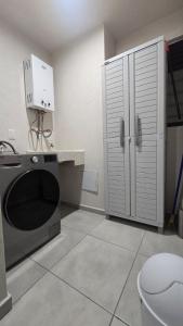 Casa Bamako 2 Bedrooms 3 to 5 People Self Check In & Water Filter