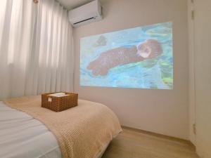 Special Deal # 4 Min Walk to Seongsu Station # Free Luggage Storage # Steps from Yeonmujang-gil