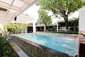 Whisper Oasis - Award-Winning Jacuzzi Pool Villa for 10 - 3BR, Daily Housekeeping
