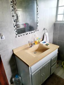 1 Room with two bedsWiFi AC Hot Water & Beaches