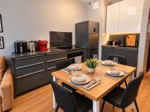 Apartament z ogródkiem i garażem