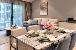 Title Legendary Pool Access 1-Bedroom Suite by TVC