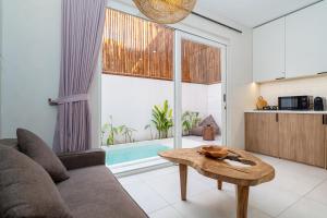 Boho Bliss 1BR Mezzanine Villa with Private Pool near Uluwatu -Bali
