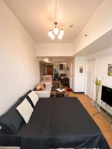Metro Place Condo Staycation
