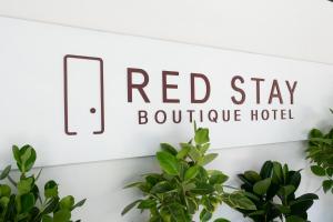 Red Stay