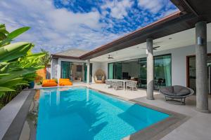 The S Villas