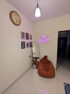 The Cozy Nook - 2 Min from Mumbai Goa Highway