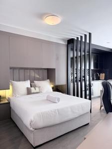 Escada Apartments