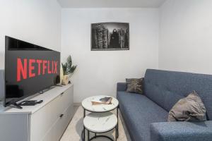 Lumina I 3-room Apart near PGE Narodowy I Balcony & Coffee Maker