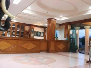 Phuthong Place