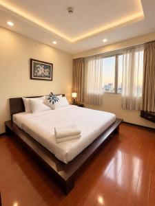 THE SUITES Bùi Viện, Central District 1