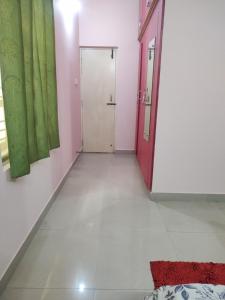 Luxurious Room in Serene BEML layout with balcony