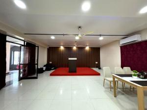 Hotel Big Boss Sea View Room