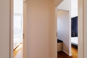HUGE Luxury Condo Center of BKK 5 mins BTS Asok