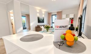 Sunny Breeze Apartment next to the beach by TriApart