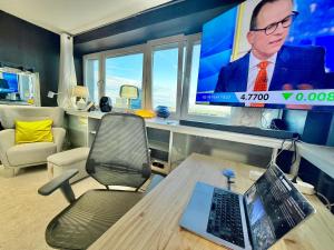 Super Apartament SAWA 2 Metro WiFi 1GBs TV70 Netflix HBO AppleTV