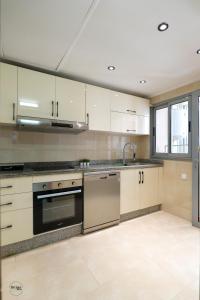 Family apartment 3 bedrooms Swimming pool