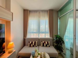New 1 BR Condo with Amazing Seaview (BW287)