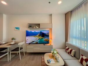 New 1 BR Condo with Amazing Seaview (BW287)