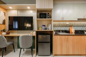 Cozy Apartment Red Residences Makati City near malls and restaurants also few minutes from the Airport