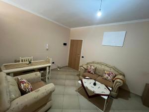 B2 Apartment