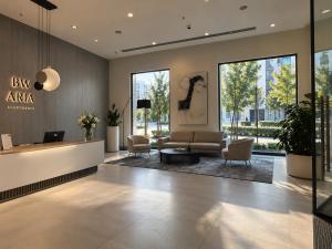Aria Premium BW