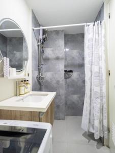 Furnished Pool View Condo Lapu Lapu