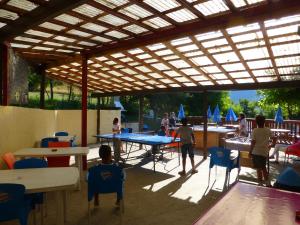 Campings Camping, Hotel De Plein Air Les Cariamas : photos des chambres