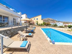 Costa Maris Villa