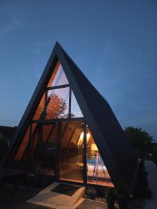 BlackQueenHouse