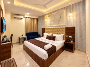The Ventus Prime - A Luxurious Stay Near IGI Airport Delhi - 9999-366-951