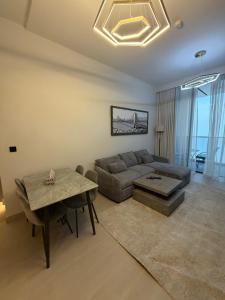 Regalia by Deyaar 1Bedroom 66th Floor with Burjkhalifa View