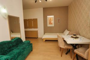 Modern Studio Apartment Square 21 Tirana