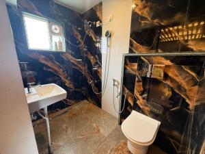 CSR Luxury Service Apartment
