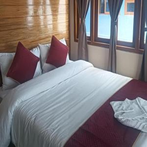 Hotel Asanga By StayApart