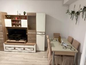 Militari Residence Cozy-Two Room House
