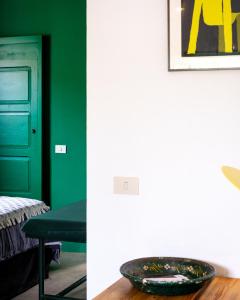 Hektor - farm, arts & suites