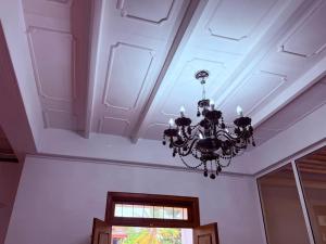 Ceylon Crown Villa