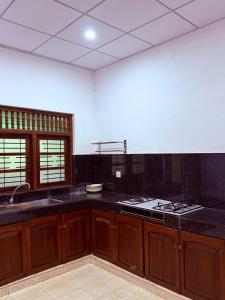 Ceylon Crown Villa
