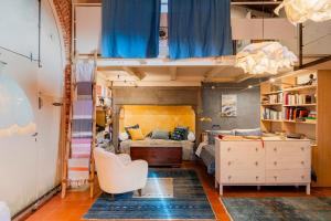 Tower Penthouse in small castle near Florence