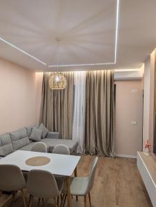 Ami Apartment - 40m from Golem Beach