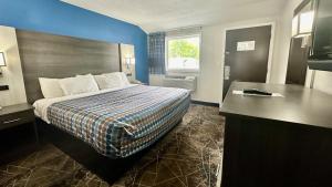 Red Carpet Inn Orchard Park