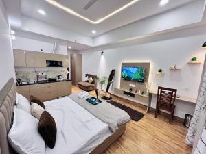 Premium Studio at Spectrum Mall Noida Sector 75