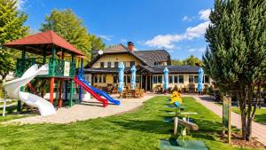 Črni Baron Pension Black Baron