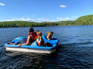Diamond Lakehouse | SUP, Canoe, BBQ, Aurora Magic