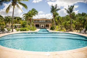 Penthouse Rooftop with private pool Ocean view 4 bedrooms