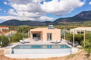 MENTOROS VILLAS