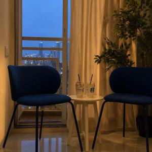 Staynatic Service Apartments & Villas